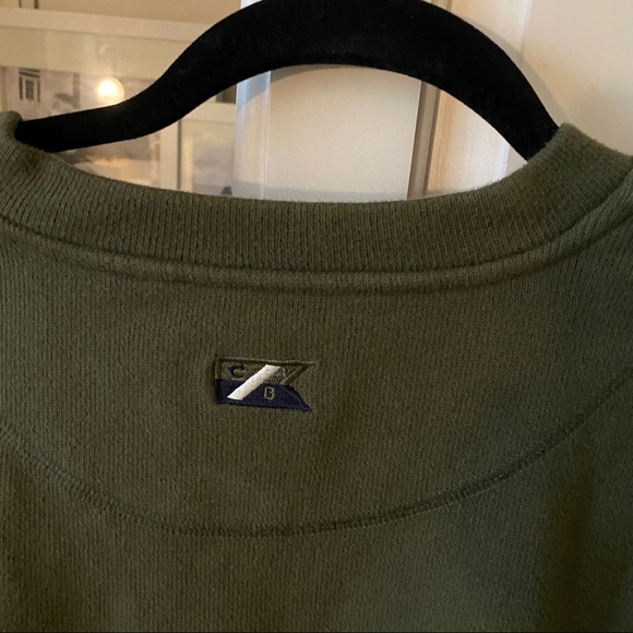Cutter & Buck Green V-Neck Sweatshirt - Picture 4 of 7